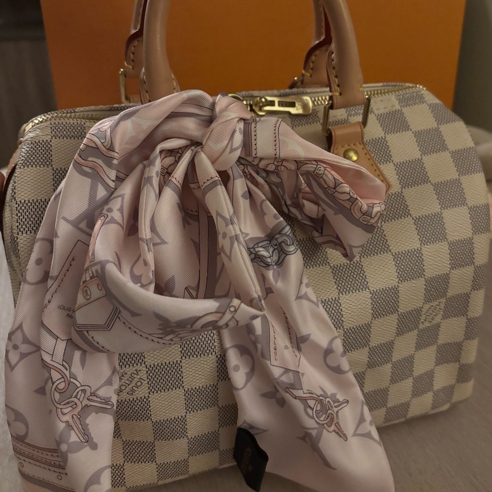 Louis Vuitton speedy 25
PRICE DROP! - Picture 4 of 13